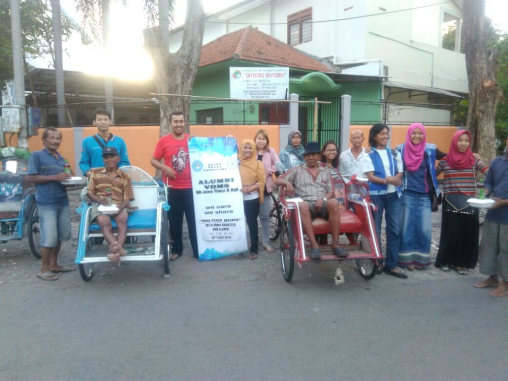 Buka Bersama Tukang Becak