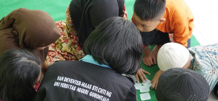 VDMI Gorontalo : Social Service in Orphanage on Anti Corruption Day