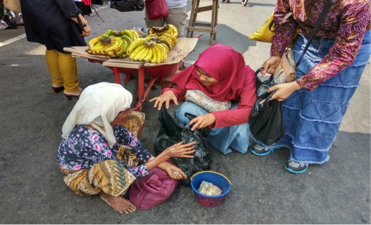 RR Padang :Berbagi Kasih Bagi Sesama